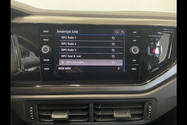 Volkswagen Polo 1.0 TSI Comfortline Business Airco|ECC Navi Carplay Adaptive Cruise Control PDC VA 15" LM Velgen