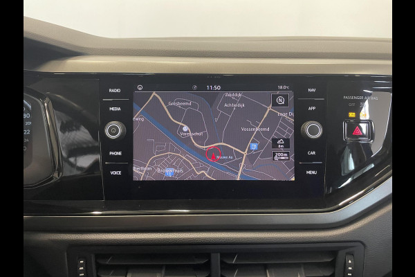 Volkswagen Polo 1.0 TSI Comfortline Business Airco|ECC Navi Carplay Adaptive Cruise Control PDC VA 15" LM Velgen