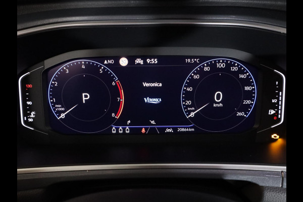 Volkswagen T-Roc 1.5 TSI Style 150 PK DSG | Trekhaak afneembaar | Navigatie | Stoel verwarming en massage | Alcantara |