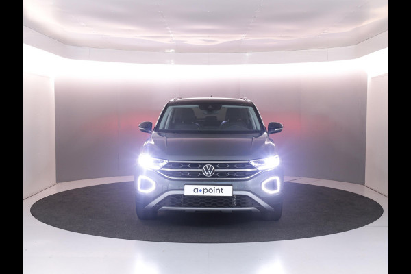 Volkswagen T-Roc 1.5 TSI Style 150 PK DSG | Trekhaak afneembaar | Navigatie | Stoel verwarming en massage | Alcantara |