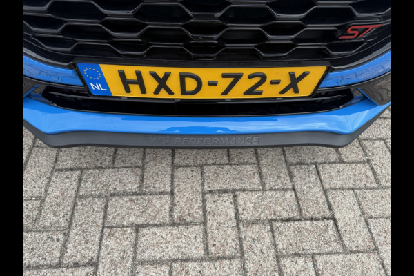Ford Puma 1.5 EcoBoost ST-X 200pk PANODAK! LAUNCHCONTROL! DRIVERPACK! WINT Ford Puma 1.5 EcoBoost ST-X 200pk PANODAK! LAUNCHCONTROL! DRIVERPACK! WINT
