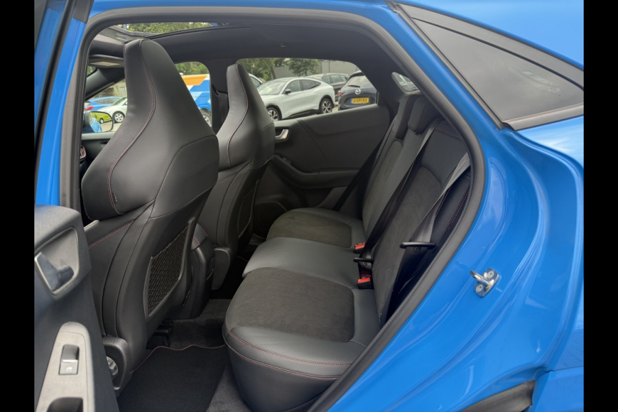 Ford Puma 1.5 EcoBoost ST-X 200pk PANODAK! LAUNCHCONTROL! DRIVERPACK! WINT Ford Puma 1.5 EcoBoost ST-X 200pk PANODAK! LAUNCHCONTROL! DRIVERPACK! WINT