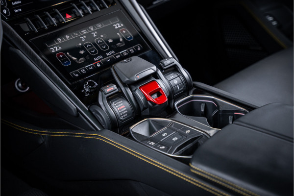 Lamborghini Urus 4.0 V8 S - Fabrieksgarantie | 666 PK | Panorama | B&O Advanced | Massage | 23 inch