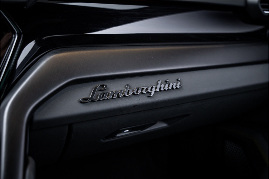 Lamborghini Urus 4.0 V8 S - Fabrieksgarantie | 666 PK | Panorama | B&O Advanced | Massage | 23 inch