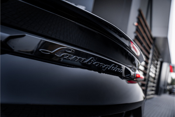Lamborghini Urus 4.0 V8 S - Fabrieksgarantie | 666 PK | Panorama | B&O Advanced | Massage | 23 inch