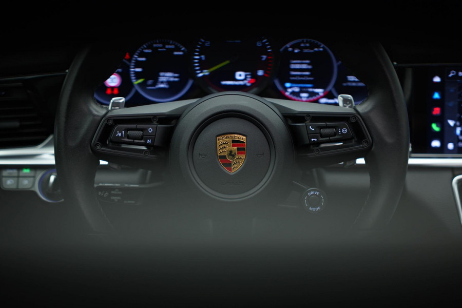 Porsche Panamera 2.9 4 E-Hybrid Platinum Edition |Pano|SportChrono|360cam|Ambient| Porsche Panamera 2.9 4 E-Hybrid Platinum Edition |Pano|SportChrono|360cam|Ambient|