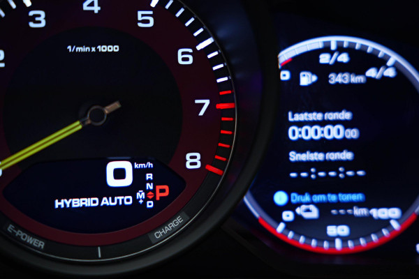 Porsche Panamera 2.9 4 E-Hybrid Platinum Edition |Pano|SportChrono|360cam|Ambient| Porsche Panamera 2.9 4 E-Hybrid Platinum Edition |Pano|SportChrono|360cam|Ambient|