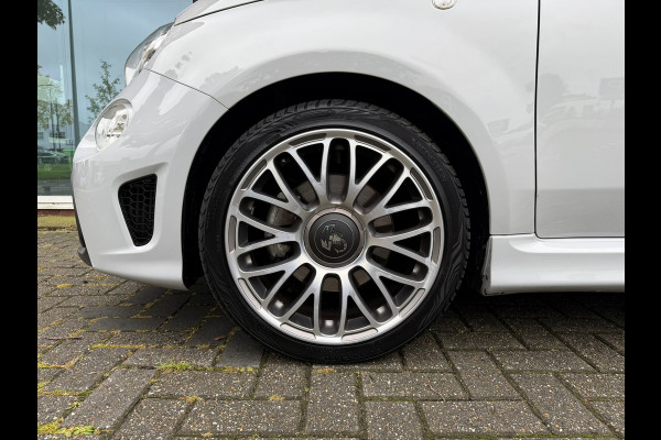 Fiat 500C 1.4 T-Jet Abarth 595 70th Anniversary - Navi - Parkeerhulp - Airco - LED
