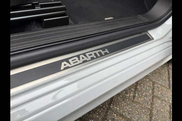 Fiat 500C 1.4 T-Jet Abarth 595 70th Anniversary - Navi - Parkeerhulp - Airco - LED