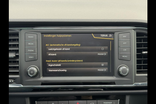 Seat Ateca 1.4 EcoTSI Xcellence Leder Camera Panorama Keyless Led verlichting Stoelverwarming