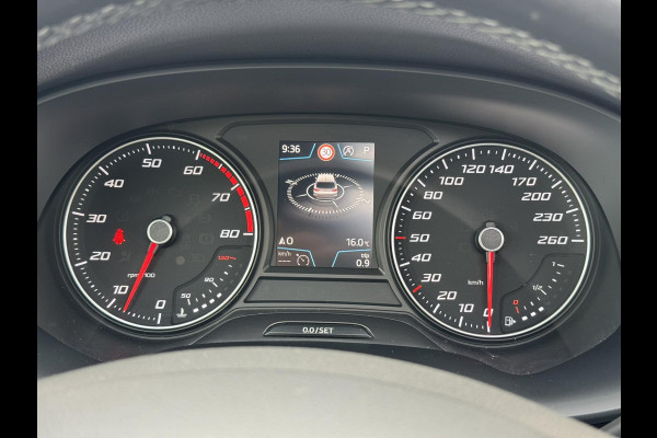 Seat Ateca 1.4 EcoTSI Xcellence Leder Camera Panorama Keyless Led verlichting Stoelverwarming