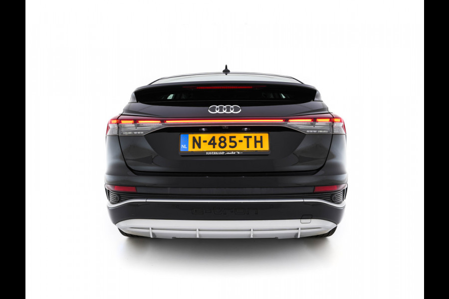 Audi Q4 Sportback e-tron 40 S-Line Edition 77 kWh [ 3-Fase ] {SOH-92%} (INCL-BTW) *HEAT-PUMP | LEATHER-FABRIC | MATRIX-LED | ADAPTIVE-CRUISE | AMBIENT-LIGHT | DIGI-COCKPIT | AUDI-SOUND | DAB+ | KEYLESS | SHIFT-PADDLES | CAMERA | HEATED-SPORTSEATS | 20''ALU*