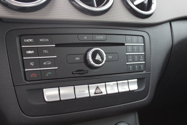 Mercedes-Benz B-Klasse 180 Ambition | Trekhaak | Goed Onderhouden! | Lichtmetalen Velgen | Airco | Cruise Control | Navigatie |