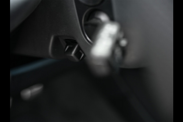 Audi A6 Avant 2.0 E-HYBRID QUATTRO S EDITION COMPETITION 270KW | S-SEATS | AMBIANCE VERLICHTING | LED-MATRIX | ADAPTIVE CRUISE | PANORAM