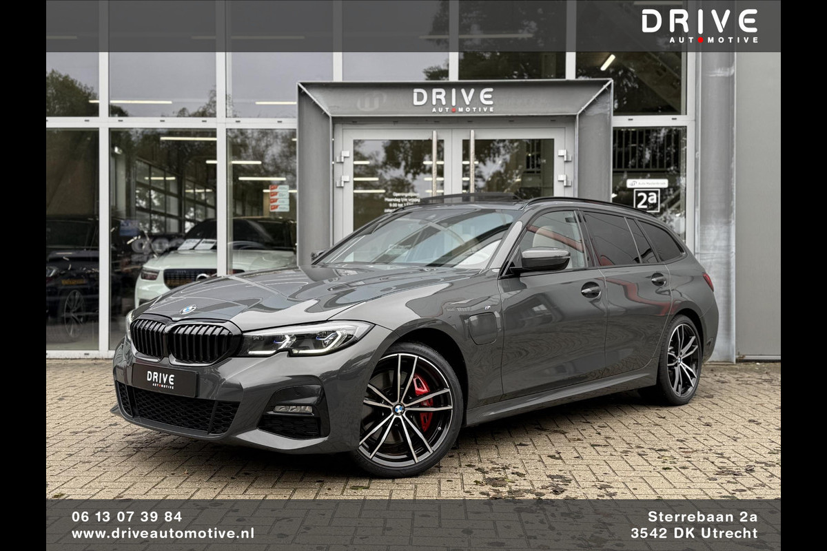 BMW 3 Serie Touring 330e Bus. Ed Plus M-Sport|SOH89%|Pano|Laser|HUD|Leer|Hifi|Trekhaak|Dravit grey