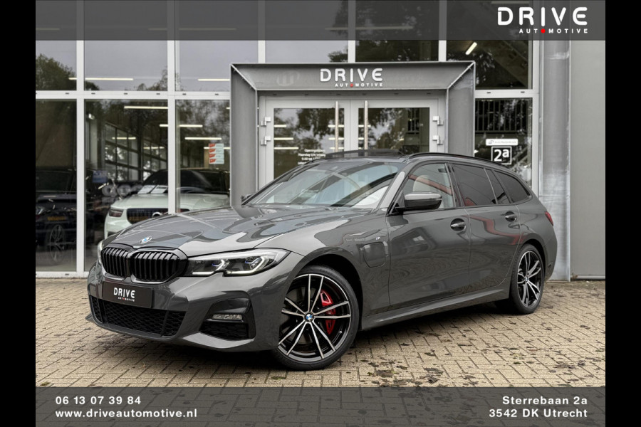 BMW 3 Serie Touring 330e Bus. Ed Plus M-Sport|SOH89%|Pano|Laser|HUD|Leer|Hifi|Trekhaak|Dravit grey