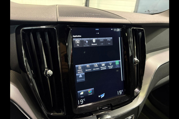 Volvo XC60 T8 Aut. R-Design Trekhaak 360Camera Leder 390pk