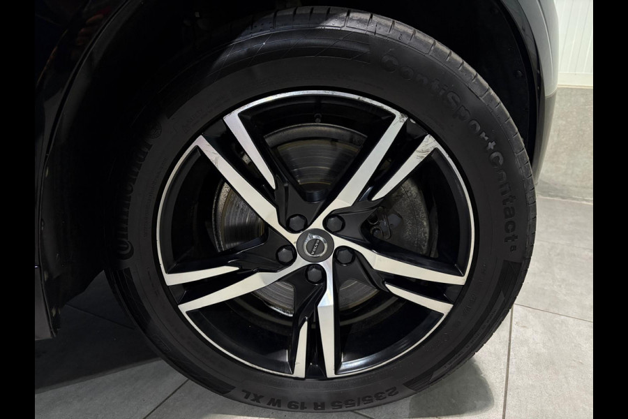 Volvo XC60 T8 Aut. R-Design Trekhaak 360Camera Leder 390pk