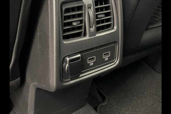 Renault Captur 1.6 E-Tech Plug-in Hybrid 160 Edition One | 1e Eigenaar, Dealeronderhouden | Carplay/Android, 360 Camera, Trekhaak