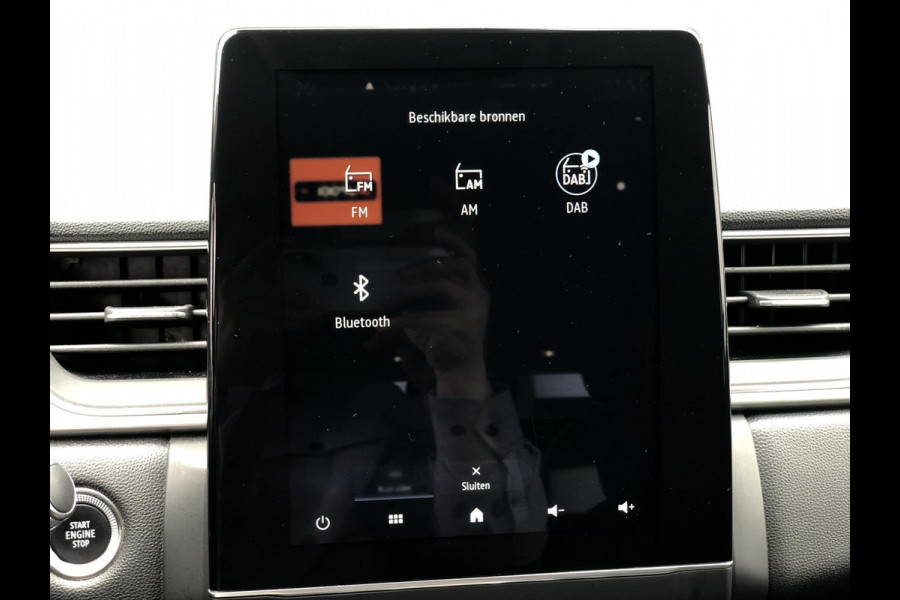 Renault Captur 1.6 E-Tech Plug-in Hybrid 160 Edition One | 1e Eigenaar, Dealeronderhouden | Carplay/Android, 360 Camera, Trekhaak