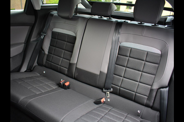 Citroën C4 1.2 Hybrid 145pk Collection