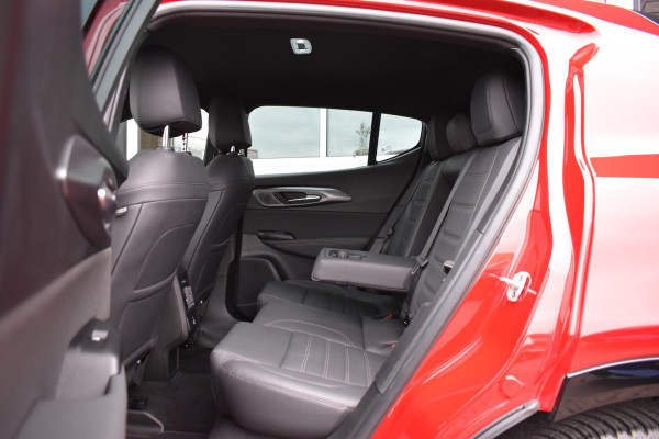 Alfa Romeo Tonale 1.5T Hybrid 160PK Aut. Veloce | Leder | 360 Camera | Harman Kardon | Stoelverw./koeling | Navi | Incl. garantie.