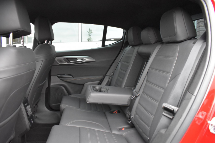 Alfa Romeo Tonale 1.5T Hybrid 160PK Aut. Veloce | Leder | 360 Camera | Harman Kardon | Stoelverw./koeling | Navi | Incl. garantie.