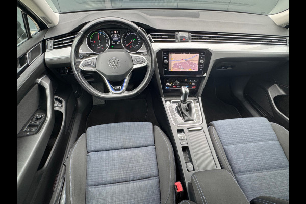 Volkswagen Passat Variant 1.4 TSI PHEV GTE * Trekhaak * Camera * Stoelverwarming * Massagestoel *