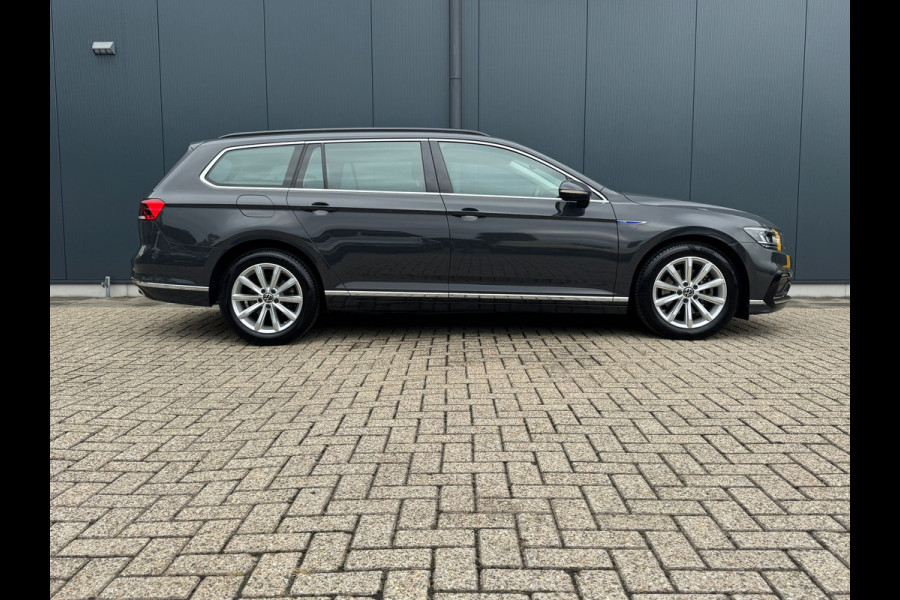 Volkswagen Passat Variant 1.4 TSI PHEV GTE * Trekhaak * Camera * Stoelverwarming * Massagestoel *
