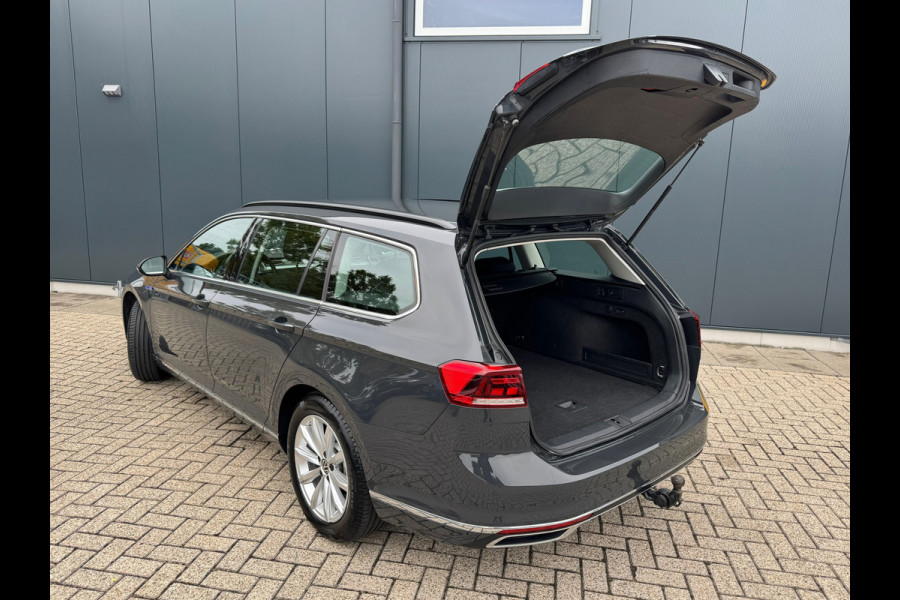 Volkswagen Passat Variant 1.4 TSI PHEV GTE * Trekhaak * Camera * Stoelverwarming * Massagestoel *