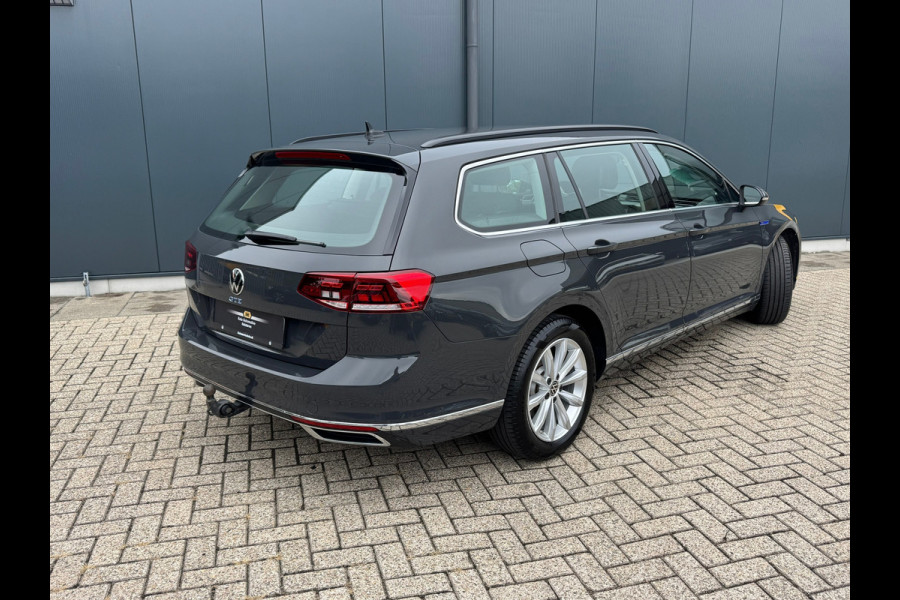 Volkswagen Passat Variant 1.4 TSI PHEV GTE * Trekhaak * Camera * Stoelverwarming * Massagestoel *