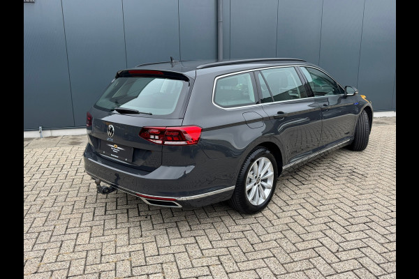 Volkswagen Passat Variant 1.4 TSI PHEV GTE * Trekhaak * Camera * Stoelverwarming * Massagestoel *