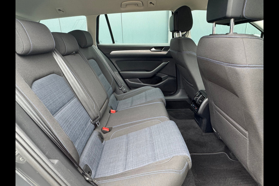 Volkswagen Passat Variant 1.4 TSI PHEV GTE * Trekhaak * Camera * Stoelverwarming * Massagestoel *