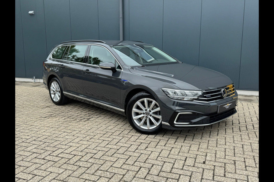 Volkswagen Passat Variant 1.4 TSI PHEV GTE * Trekhaak * Camera * Stoelverwarming * Massagestoel *