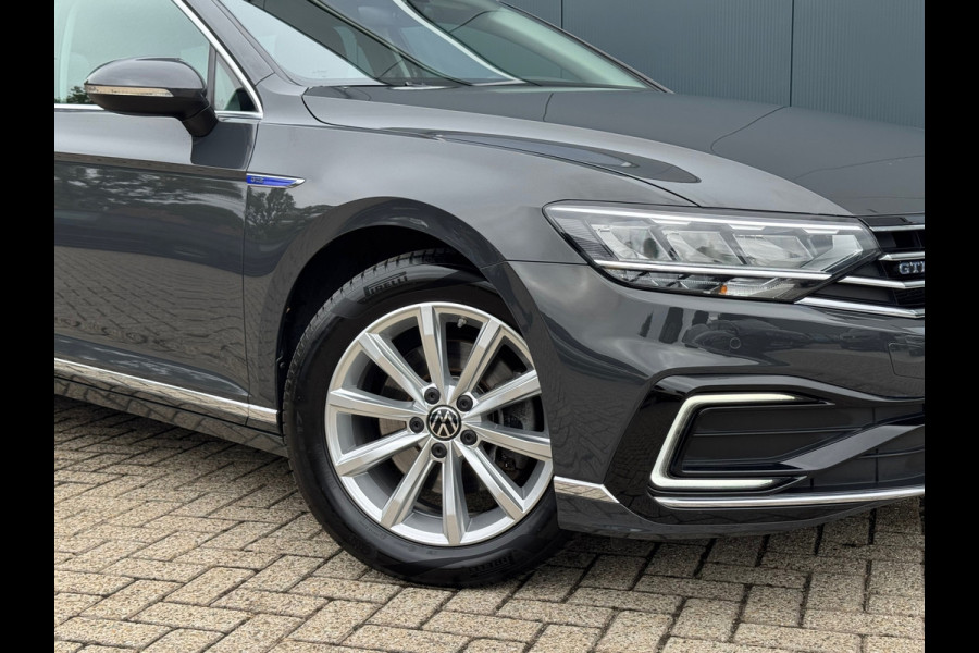 Volkswagen Passat Variant 1.4 TSI PHEV GTE * Trekhaak * Camera * Stoelverwarming * Massagestoel *