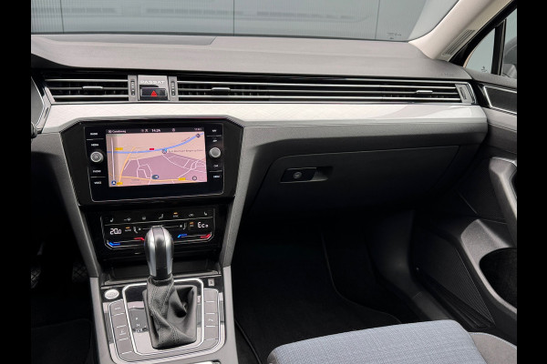 Volkswagen Passat Variant 1.4 TSI PHEV GTE * Trekhaak * Camera * Stoelverwarming * Massagestoel *