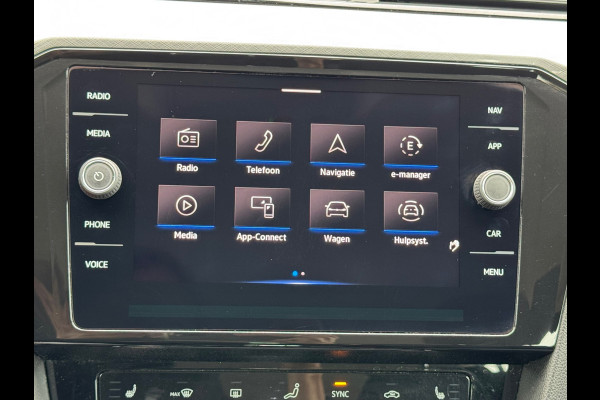 Volkswagen Passat Variant 1.4 TSI PHEV GTE * Trekhaak * Camera * Stoelverwarming * Massagestoel *