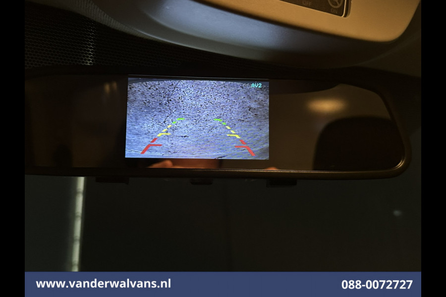 Renault Trafic 2.0 dCi 120pk L2H1 Euro6 Airco | Navigatie | Camera | LED | Cruisecontrol | Trekhaak Parkeersensoren, Sidebars, Bijrijdersbank