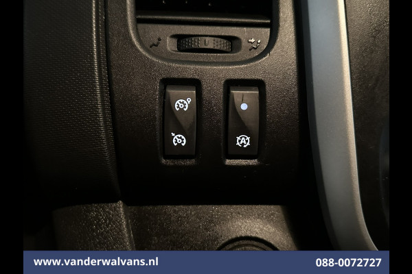 Renault Trafic 2.0 dCi 120pk L2H1 Euro6 Airco | Navigatie | Camera | LED | Cruisecontrol | Trekhaak Parkeersensoren, Sidebars, Bijrijdersbank