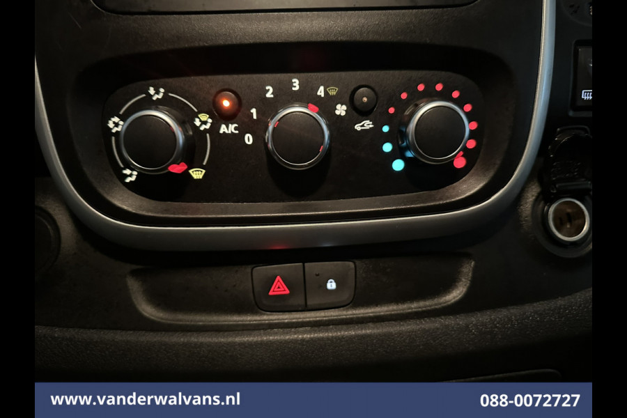Renault Trafic 2.0 dCi 120pk L2H1 Euro6 Airco | Navigatie | Camera | LED | Cruisecontrol | Trekhaak Parkeersensoren, Sidebars, Bijrijdersbank