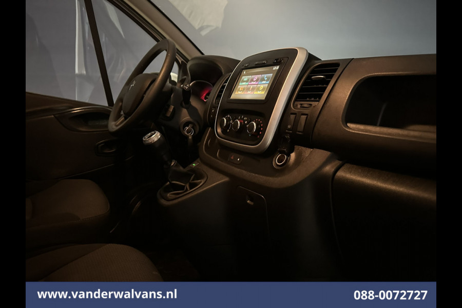 Renault Trafic 2.0 dCi 120pk L2H1 Euro6 Airco | Navigatie | Camera | LED | Cruisecontrol | Trekhaak Parkeersensoren, Sidebars, Bijrijdersbank