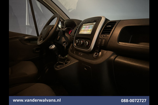 Renault Trafic 2.0 dCi 120pk L2H1 Euro6 Airco | Navigatie | Camera | LED | Cruisecontrol | Trekhaak Parkeersensoren, Sidebars, Bijrijdersbank