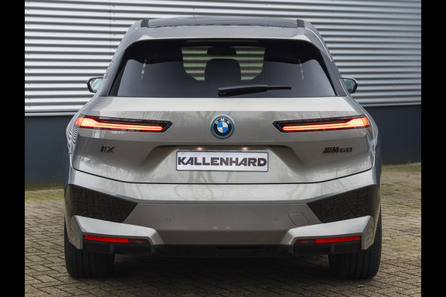 BMW iX M60 High Executive - Pano - Trekhaak - 112kWh