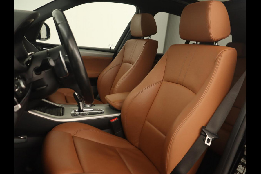 BMW X3 sDrive20i High Executive | M Sport | Panoramadak | Carplay | Trekhaak | Leder | Sportstoelen | Camera | Stoelverwarming | Xenon | Navigatie | 19'' lichtmetalen velgen