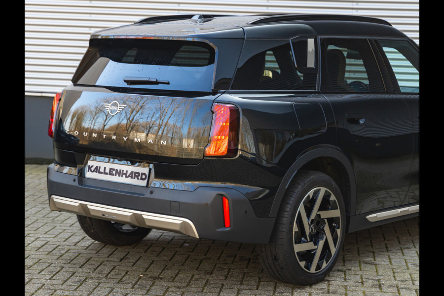 MINI Countryman 1.5 C Favoured - XL Pakket - Pano - Trekhaak - Head-Up
