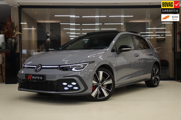Volkswagen Golf 1.4 eHybrid GTE / HEADUP/PANO/IQLIGHT/CAM/CARPLAY/VOL