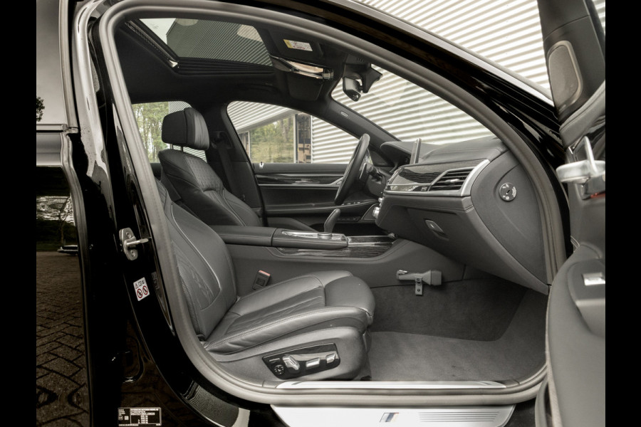 BMW 7 Serie 740d xDrive M-Sport - Dak - Active Steering - Standkachel - Massagezetels