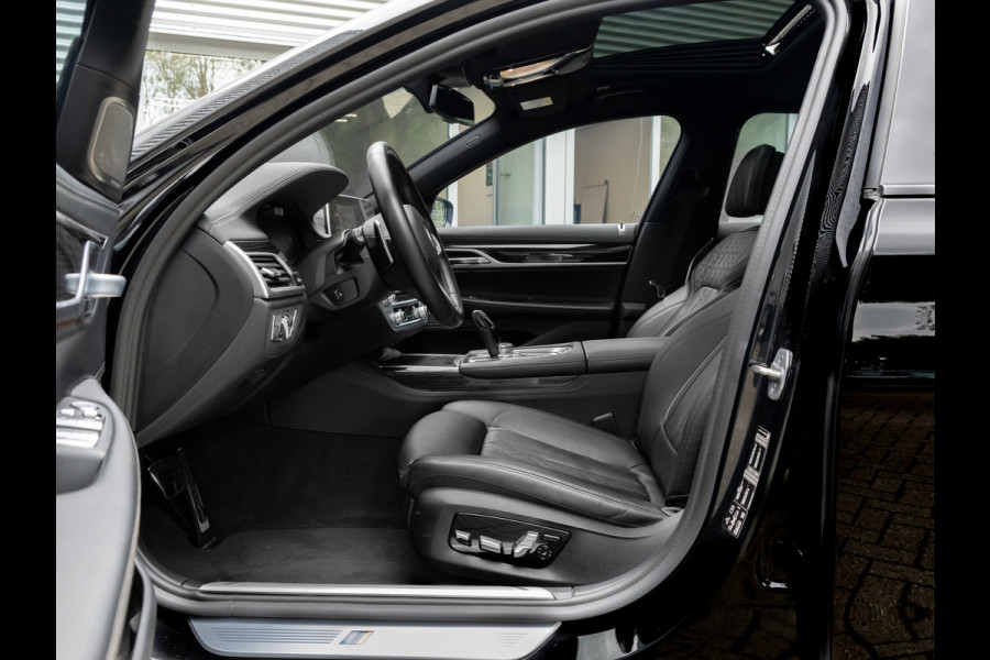 BMW 7 Serie 740d xDrive M-Sport - Dak - Active Steering - Standkachel - Massagezetels