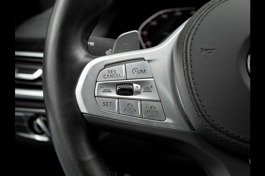 BMW 7 Serie 740d xDrive M-Sport - Dak - Active Steering - Standkachel - Massagezetels