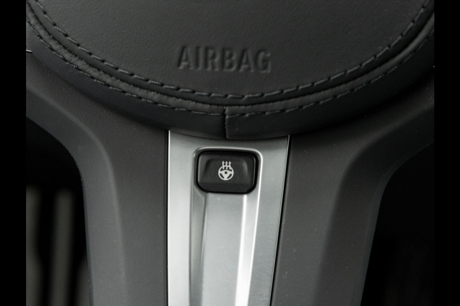 BMW 7 Serie 740d xDrive M-Sport - Dak - Active Steering - Standkachel - Massagezetels